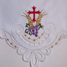 Obrus ołtarzowy haftowany - wzór eucharystyczny (91)