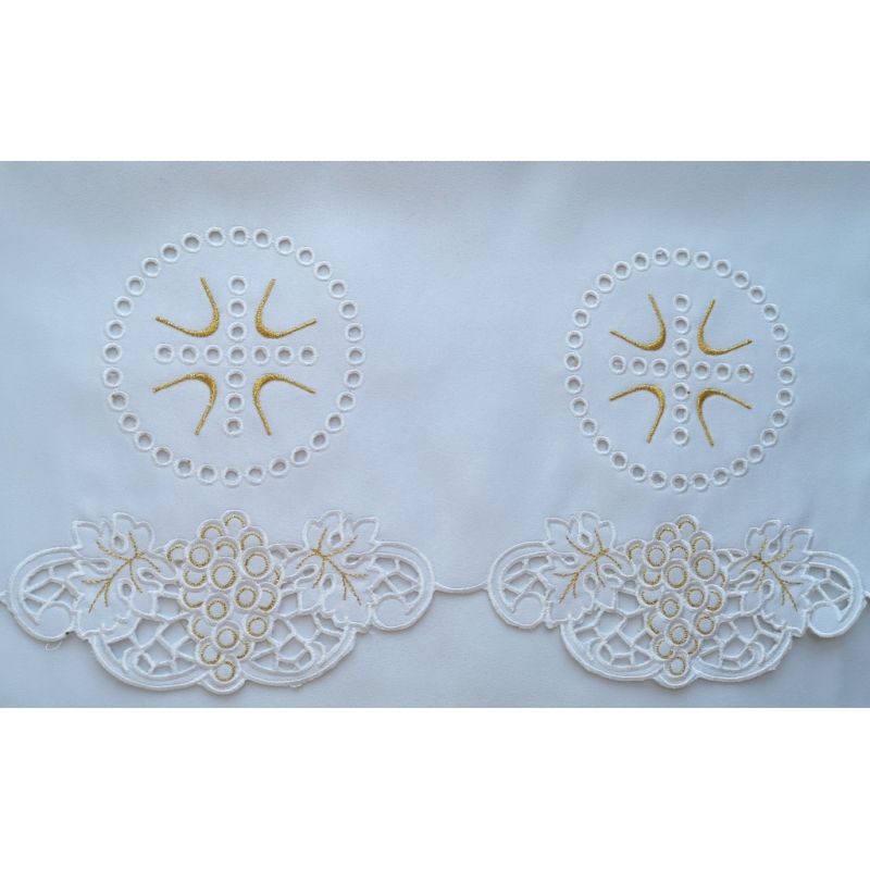 Obrus ołtarzowy haftowany - wzór eucharystyczny (184) - Obrus ołtarzowy haftowany - wzór eucharystyczny (184)