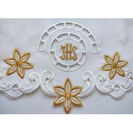 Obrus ołtarzowy haftowany - wzór eucharystyczny (124) - zdjęcie 2 - Obrus ołtarzowy haftowany - wzór eucharystyczny (124)