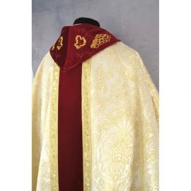 Ornat gotycki złoty, haftowany, pas aksamit (176K) - zdjęcie 3 - Ornat gotycki złoty, haftowany, pas aksamit (176K)