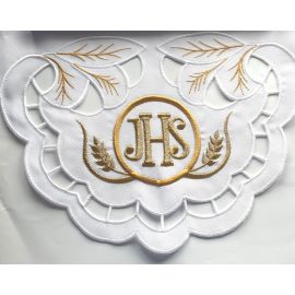 Obrus ołtarzowy haftowany - wzór eucharystyczny (122) - zdjęcie 2 - Obrus ołtarzowy haftowany - wzór eucharystyczny (122)