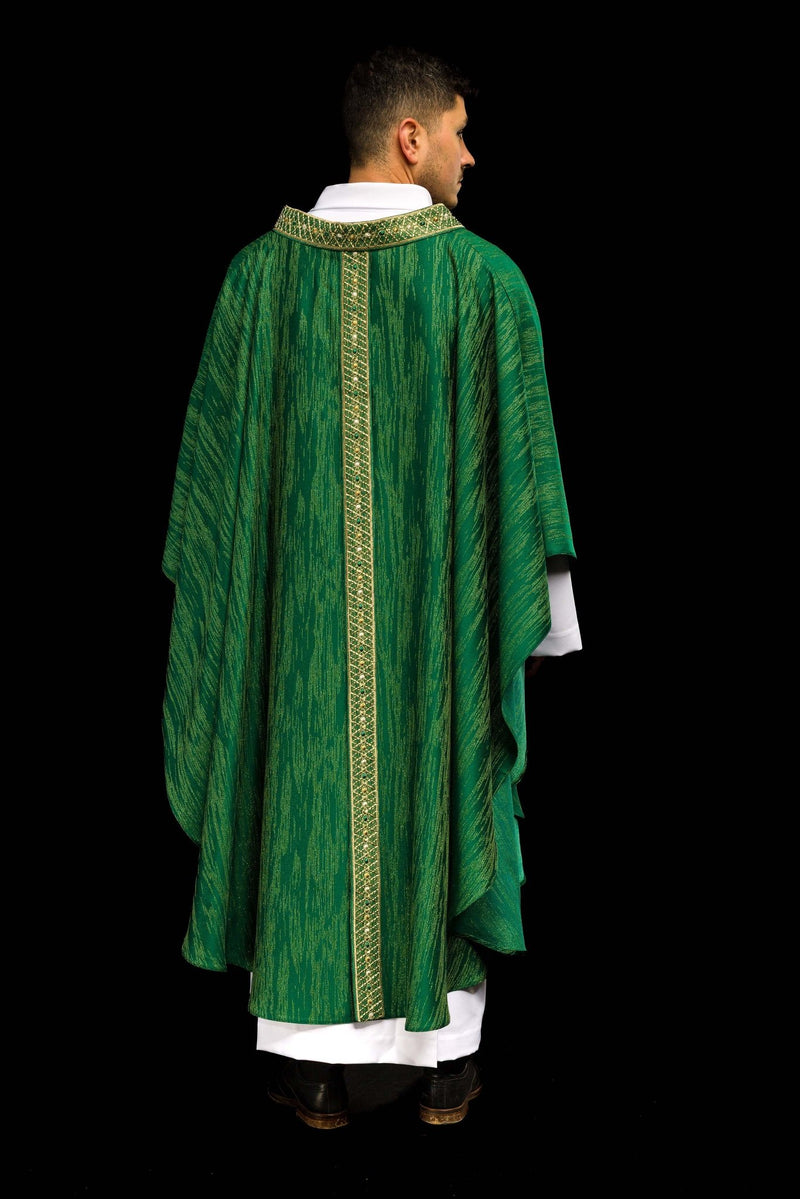 Ornat zielony, z haftowanym kołnierzem i pasem (H223) - zdjęcie 7