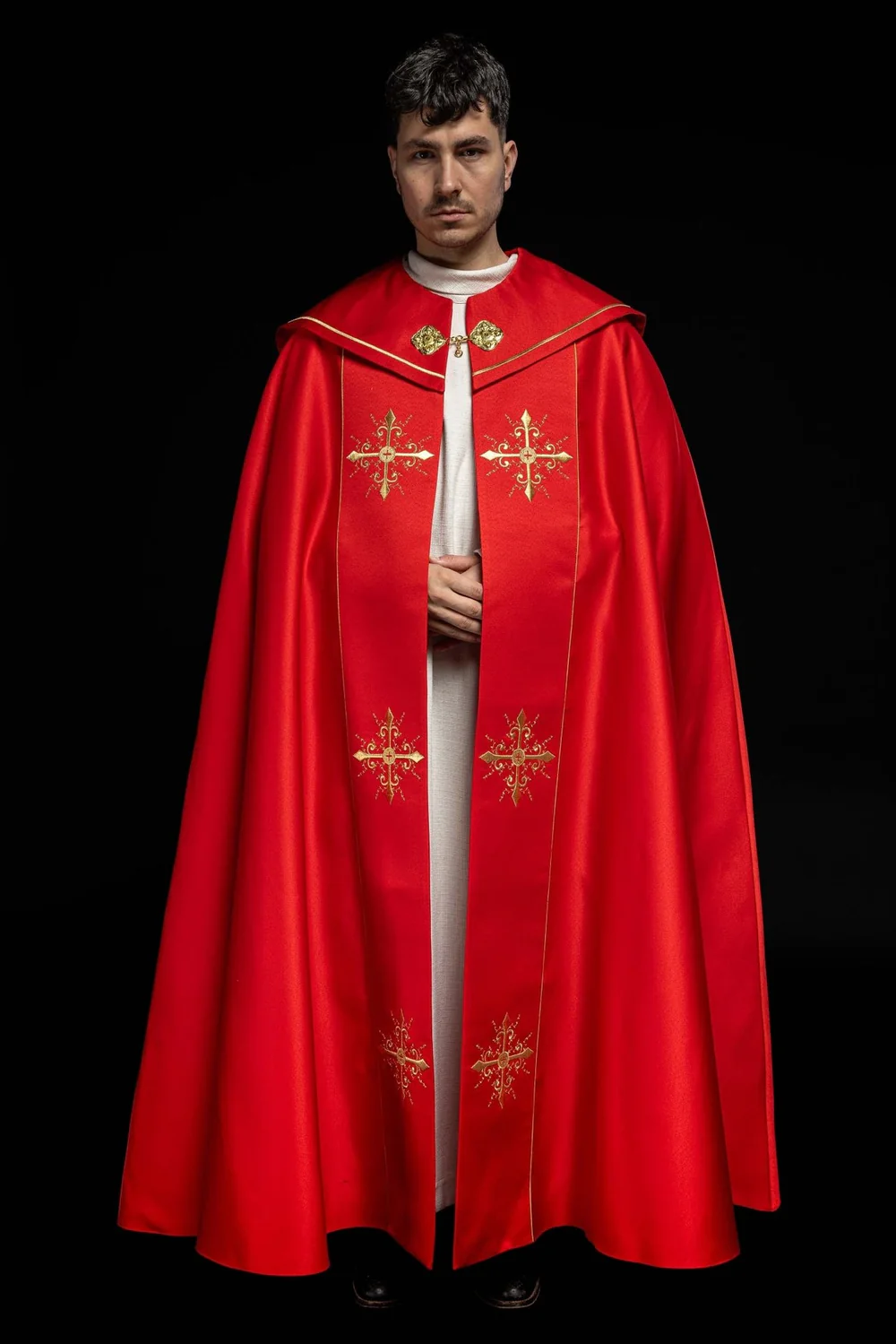 Kapa liturgiczna haftowana Krzyż - czerwona (39) - zdjęcie 3