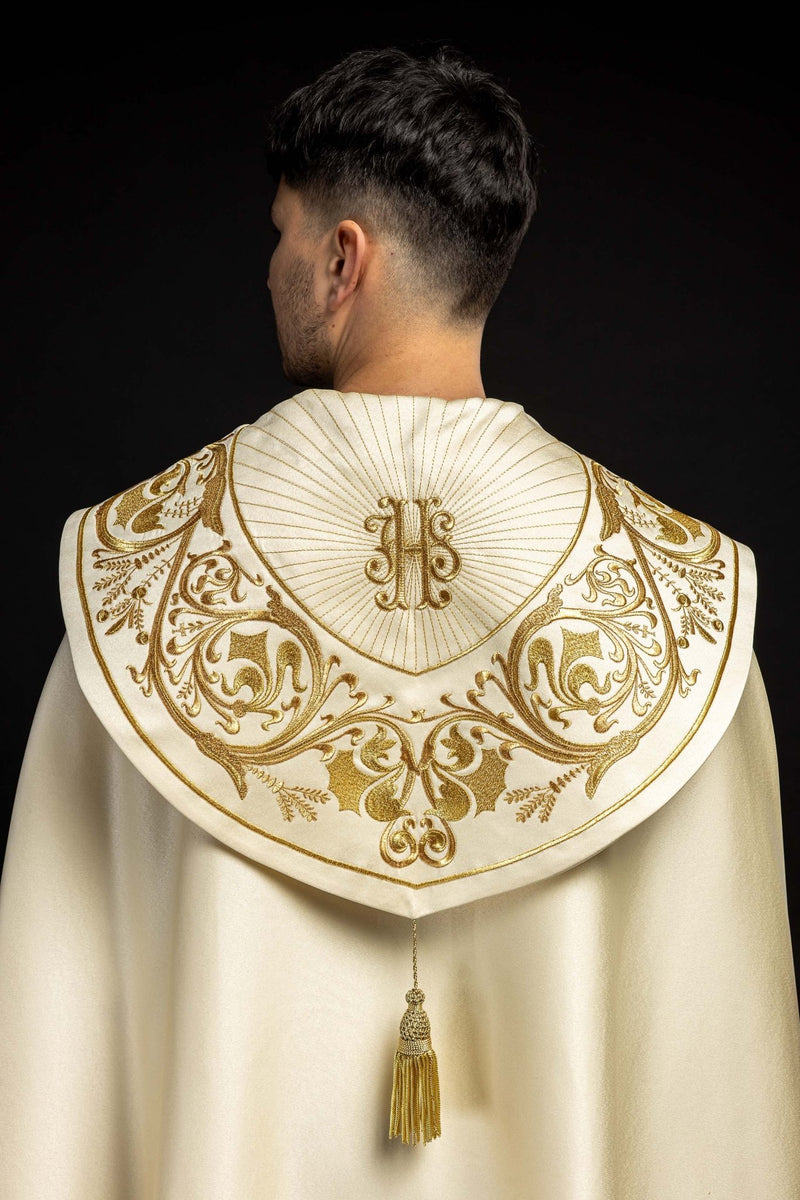 Kapa haftowana, IHS - ecru (11H) - KAPY LITURGICZNE